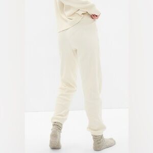 🎄GAP Body | Ribbed Knit Joggers